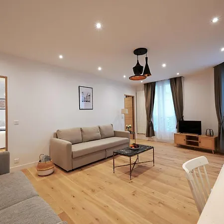Spacieux Situe Au Coeur De Párizs